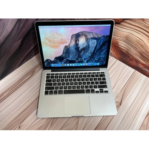 Ноутбук Apple MacBook Pro 13" 2015 A1502 Retina дисплей (2560x1600) Intel Core i5 RAM 16 / 256 SSD Silver (C02QD3BHFVH6-R) Б/В