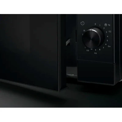Мікрохвильова піч Electrolux EMZ421MMK [EMZ421MMK-B] — фото 4
