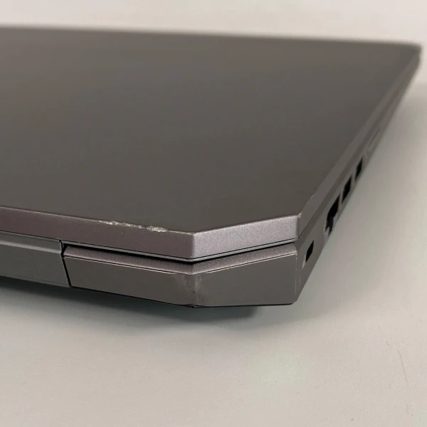 Ноутбук HP zBook 15 G5 15.6″ Intel Core i7-8850H RAM 16 / 240 SSD Сірий (а-2779-L) Б/У — фото 8