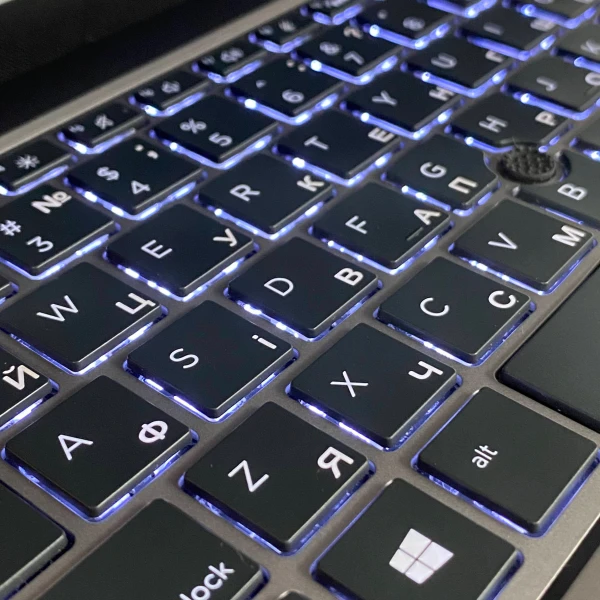 HP zBook 15 G6 15.6″ Intel Core i7-9850H RAM 16 / 128 SSD Сірий — фото 2