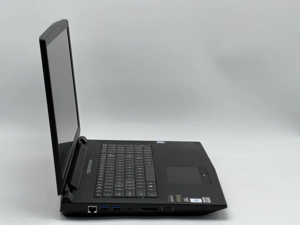 Sager X95 P770DM 17″ 1920x1080 i7-6700K RAM 16 / 1000 HDD — фото 2