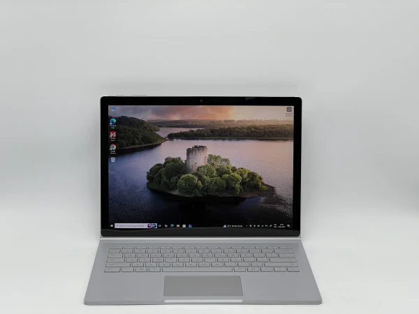 Microsoft Surface Book 2 13″ 3000x2000 i5-7300U RAM 8 / 240 SSD