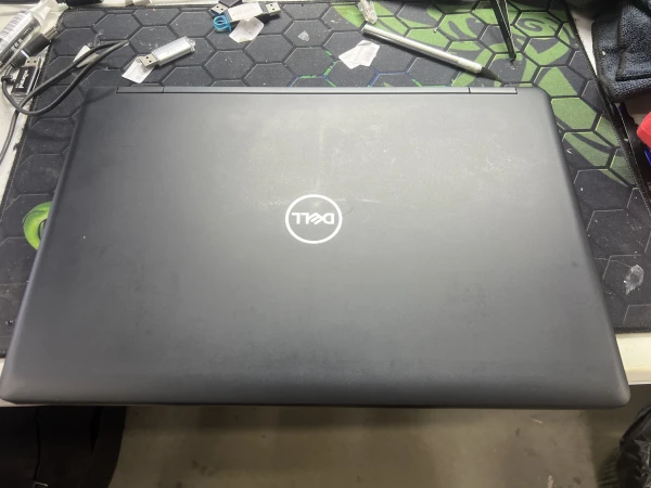 Ноутбук Dell Latitude 5590 15″ 1366x768 i5-7300U RAM 8 / 120 SSD (SH26061406-P) Б/У — фото 7