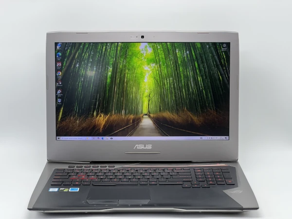 Asus ROG G752VL 17″ 1920x1080 i7-6700HQ RAM 16 / 960 SSD