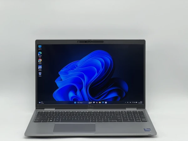 Dell Latitude 5530 15″ 1920x1080 i5-1245U RAM 16 / 240 SSD