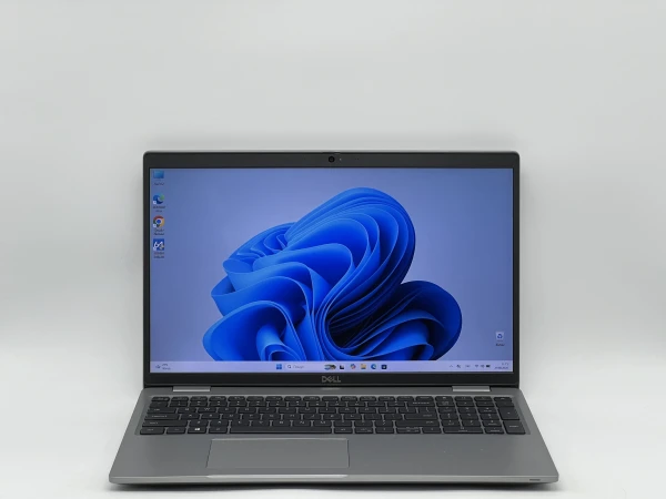 Dell Latitude 5520 15″ 1920x1080 i7-1185G7 RAM 16 / 240 SSD