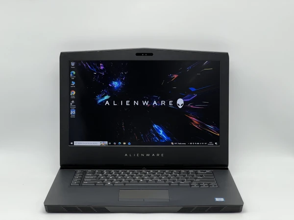 Dell Alienware 15 R3 1920x1080 i5-6300HQ RAM 16 / 480 SSD