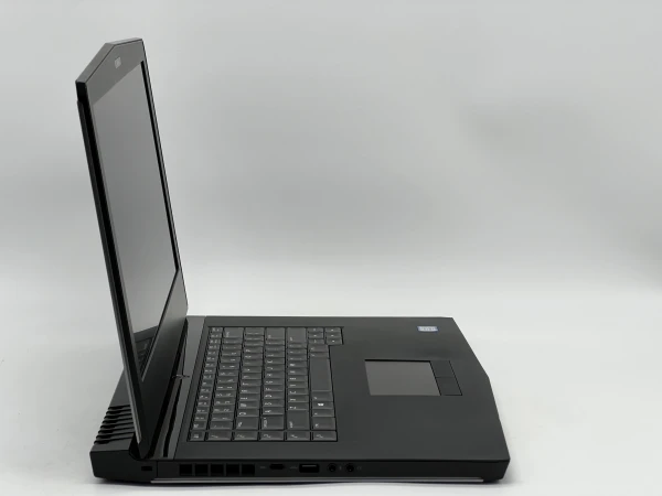 Dell Alienware 15 R3 1920x1080 i5-6300HQ RAM 16 / 480 SSD — фото 2