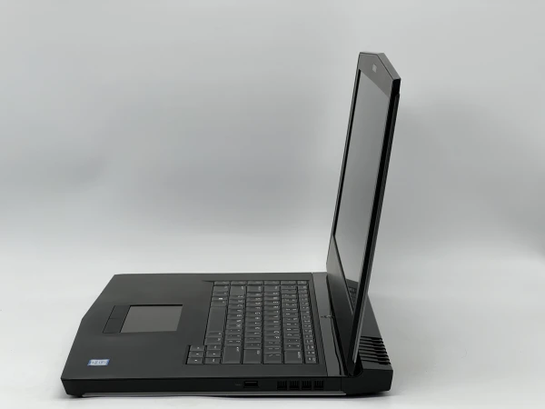 Ноутбук Dell Alienware 15 R3 1920x1080 i5-6300HQ RAM 16 / 480 SSD (SH26051439-P) Б/В — фото 3