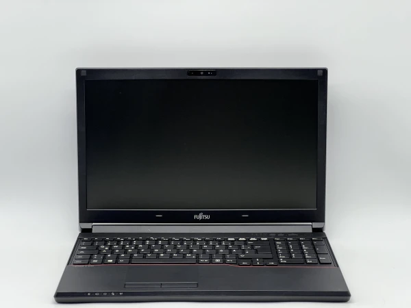 Fujitsu LifeBook E556 15″ 1366x768 i5-6200U RAM 8 / 120 SSD