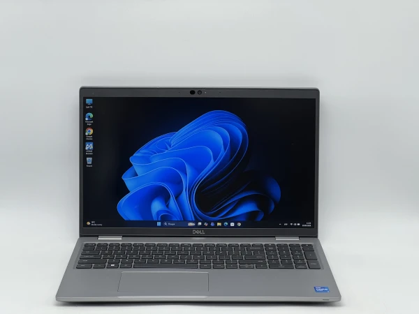 Dell Latitude 5520 15″ 1920x1080 i5-1145G7 RAM 16 / 240 SSD