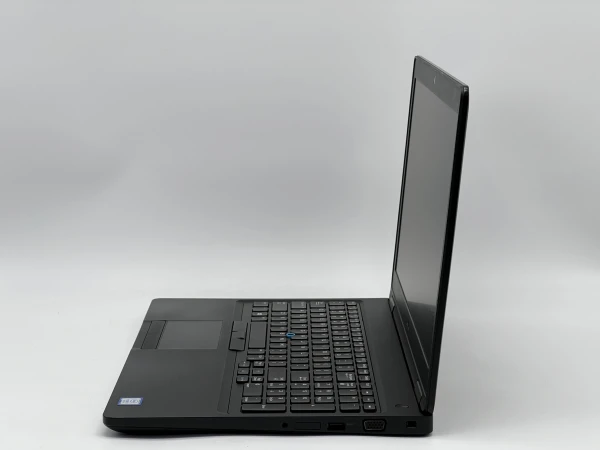 Ноутбук Dell Latitude 5590 15″ 1366x768 i5-7300U RAM 8 / 120 SSD (SH26061011-P) Б/В — фото 3