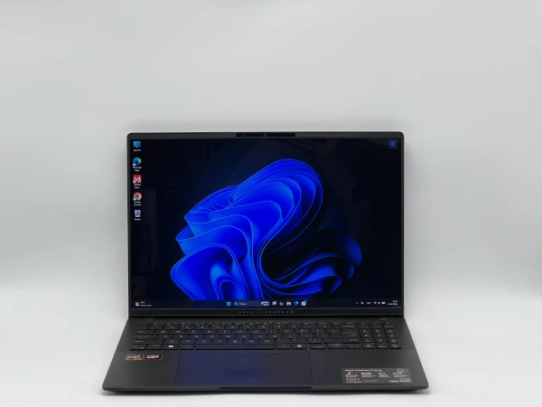 Asus VivoBook S16 M5606WA 3200x2000 AMD Ryzen AI 9 HX 370 RAM 32 / 960 SSD — фото 2
