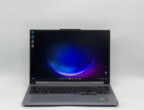 Lenovo Legion Slim 5 16AHPS 2560x1600 AMD Ryzen 7 8845HS RAM 16 / 960 SSD