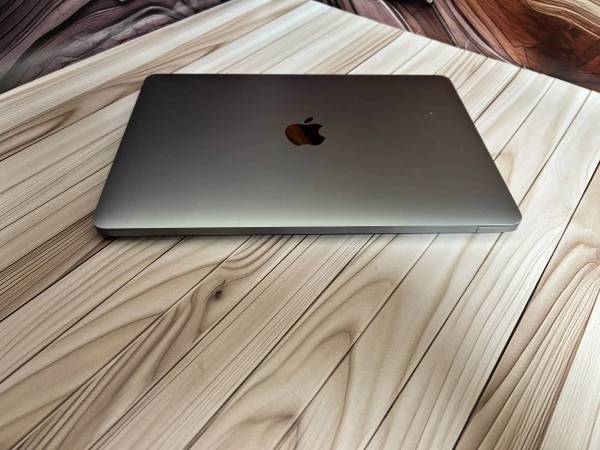 Ноутбук Apple MacBook 12" 2016 Retina дисплей (2304x1440) Intel Core m RAM 8 / 500 SSD Space Gray (C02RJ0FKGTHV-R) Б/В — фото 7