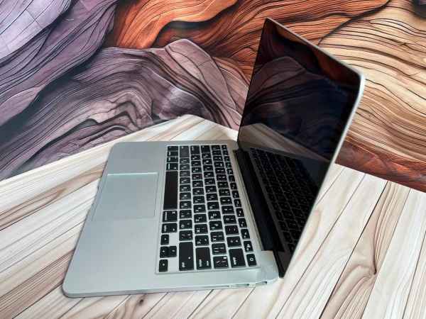Ноутбук Apple MacBook Pro 13" 2015 A1502 Retina дисплей (2560x1600) Intel Core i5 RAM 16 / 256 SSD Space Gray (C02RL0QDFVH6-R) Б/У — фото 3