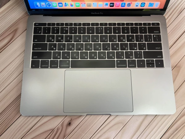 Apple MacBook Air 13" 2017 1440x900 Intel Core i5 RAM 8 / 256 SSD Silver — фото 2
