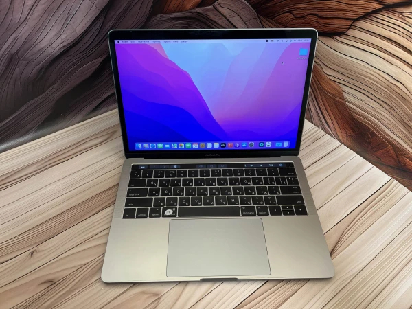 Apple MacBook Pro 13.3" 2016 Retina дисплей