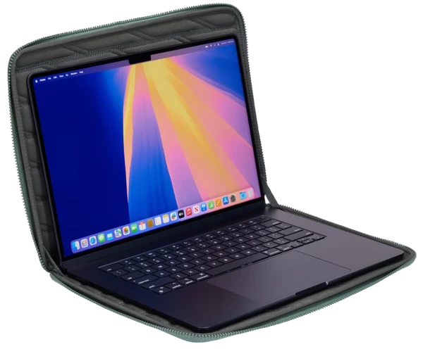 Сумка Thule Gauntlet 5 MacBook Pro Sleeve 16" TGSE-2557 Hazy Green [3205413-Y] — фото 2